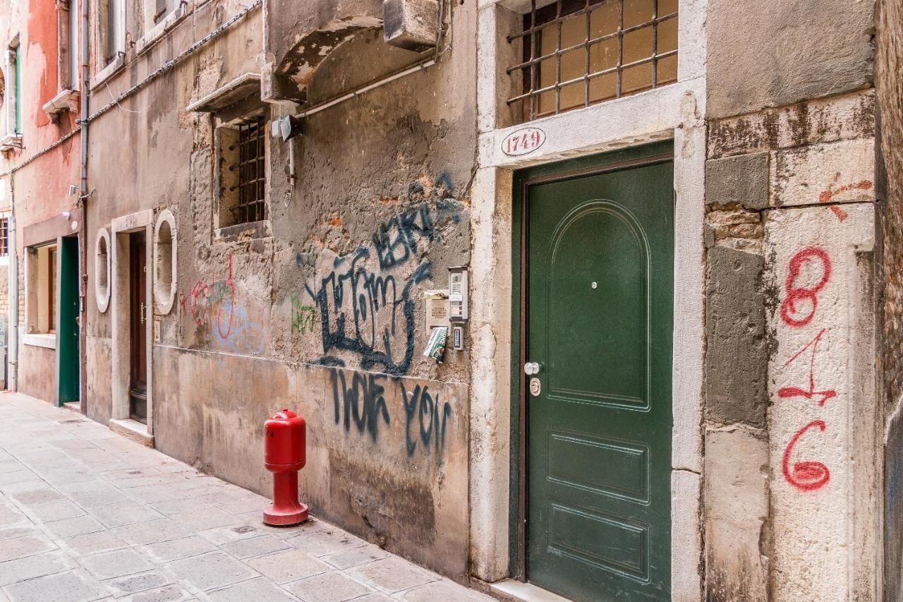 Family Colours Close To @Rialto Mercato Venecia Exterior foto
