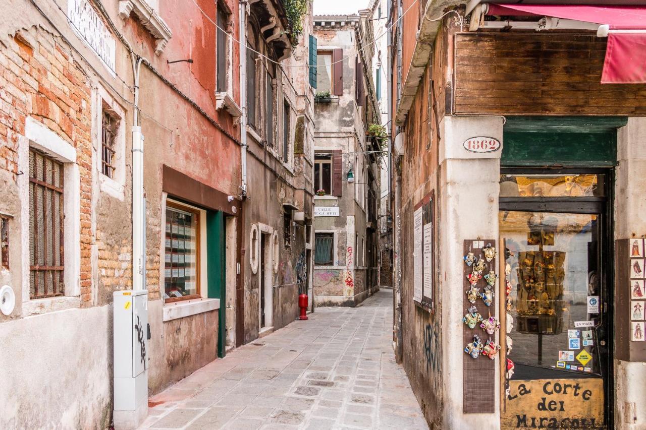 Family Colours Close To @Rialto Mercato Venecia Exterior foto